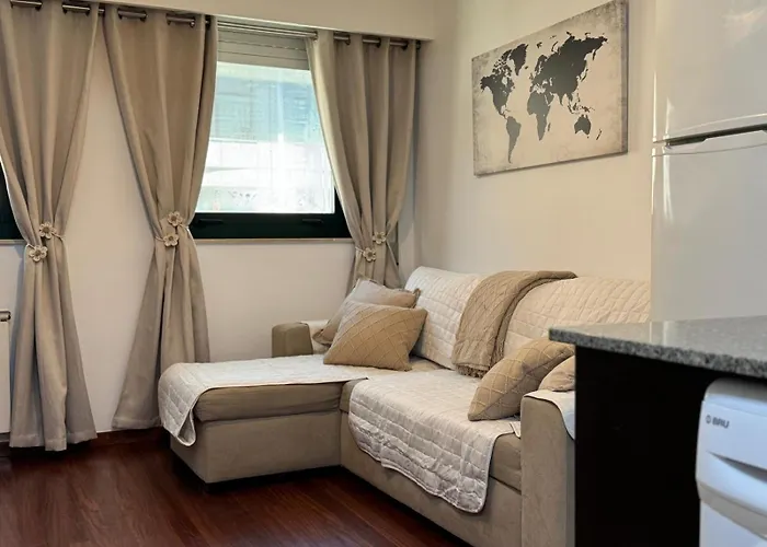 Rei Tuzaro アパート *